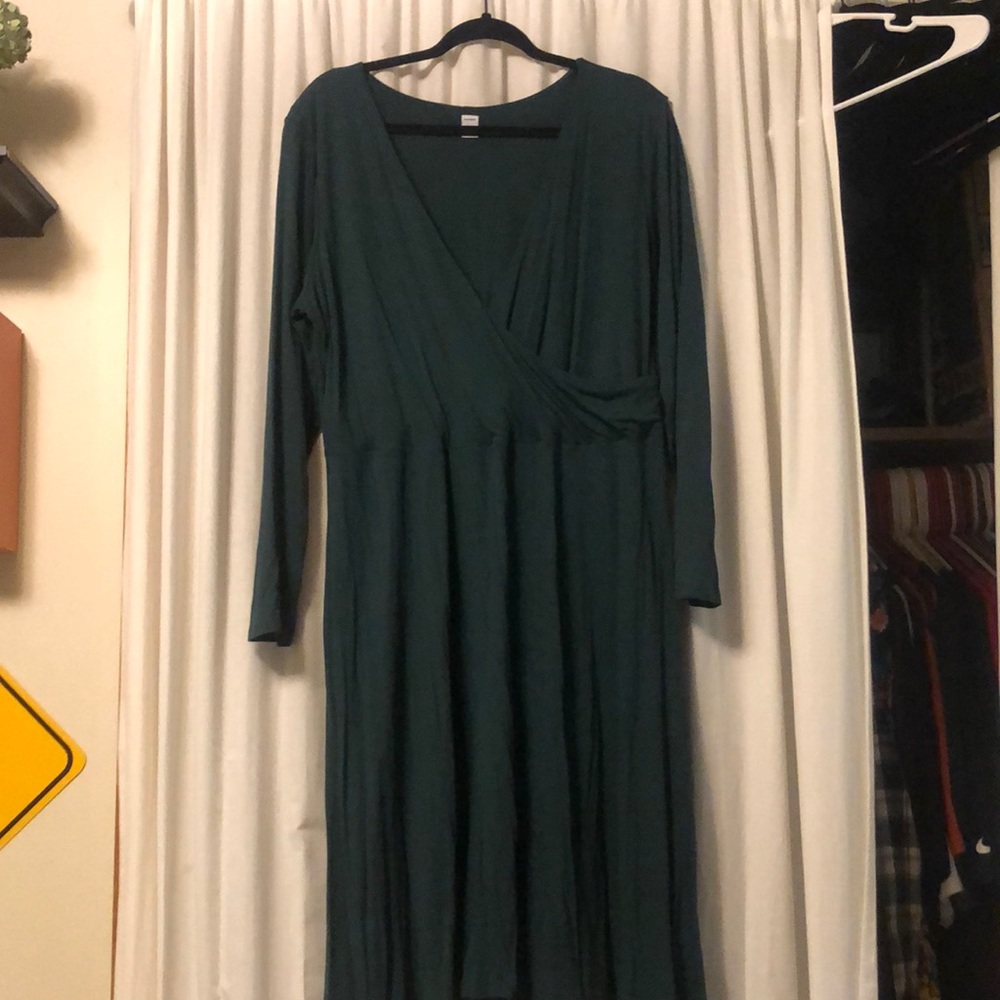 Green faux-wrap Old Navy dress